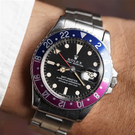 fuchsia gmt rolex|Rolex fuchsia gmt serial number.